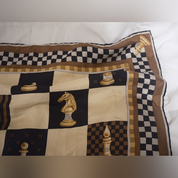 Fendi chessboard pattern silk scarf - Picture 5 of 7